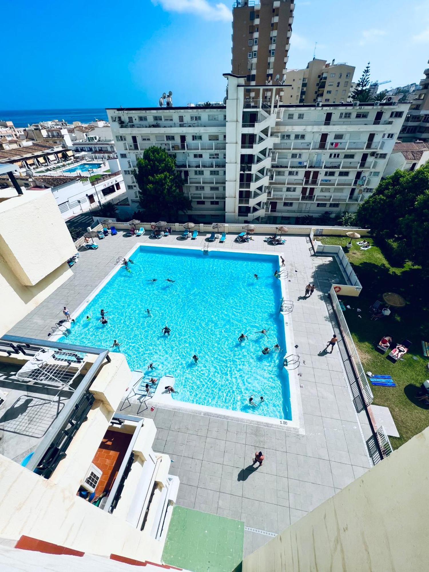 Torremolinos Carihuela Nucleo Cristal公寓 外观 照片